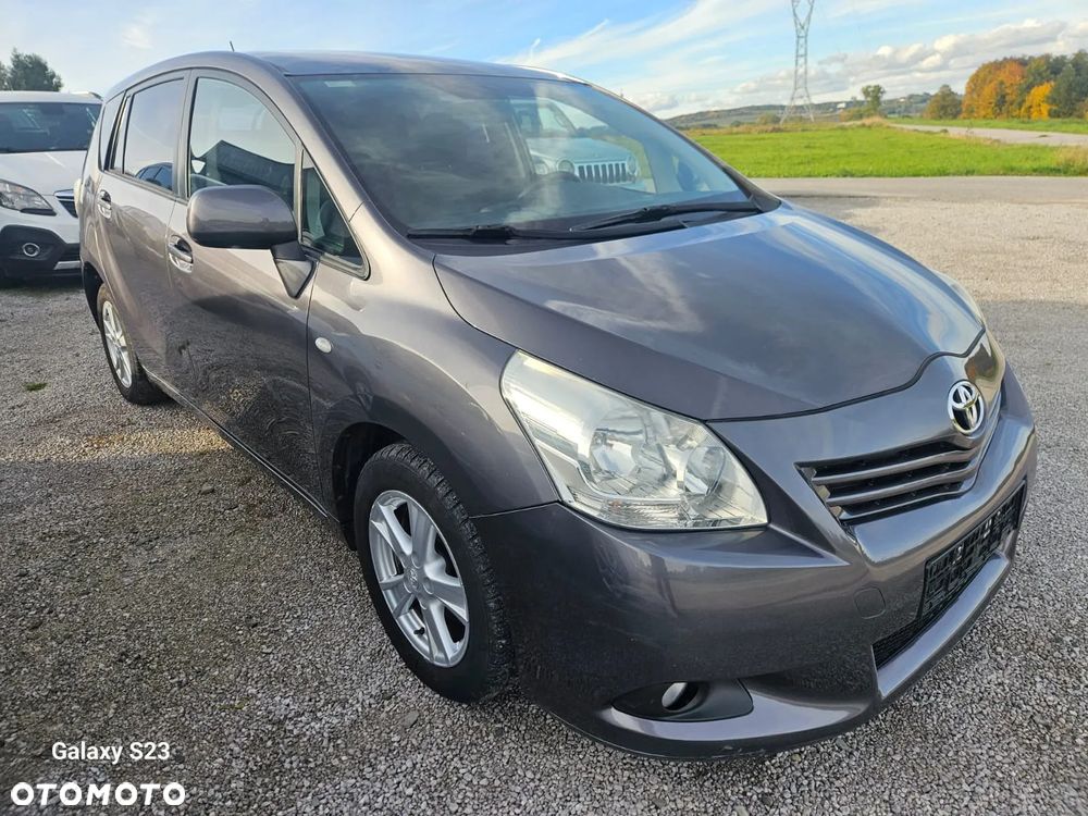 Toyota Verso 2.0 D-4D 2010 7os - 1