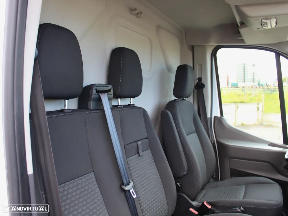 Ford Transit 2.0 TDCI Isotermica Frio L2H2 com IVA de  2019 - 9
