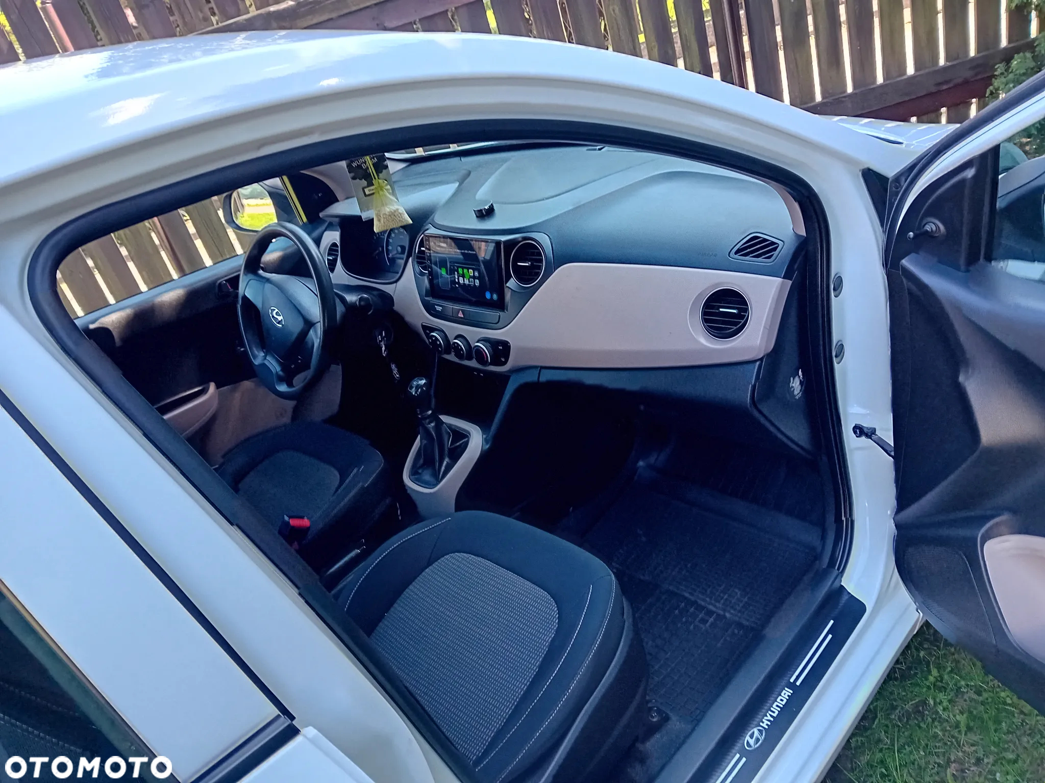 Hyundai i10 - 13