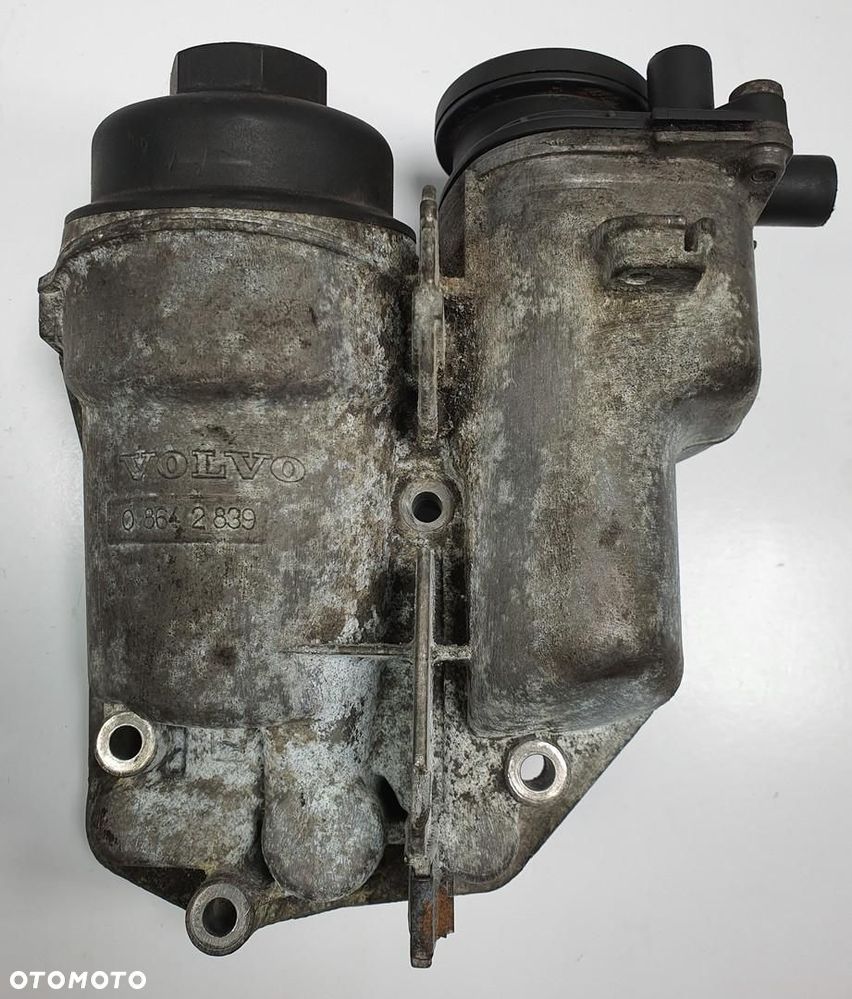 OBUDOWA FILTRA OLEJU VOLVO XC90 2.4 D5 D5244T 08642839 - 2