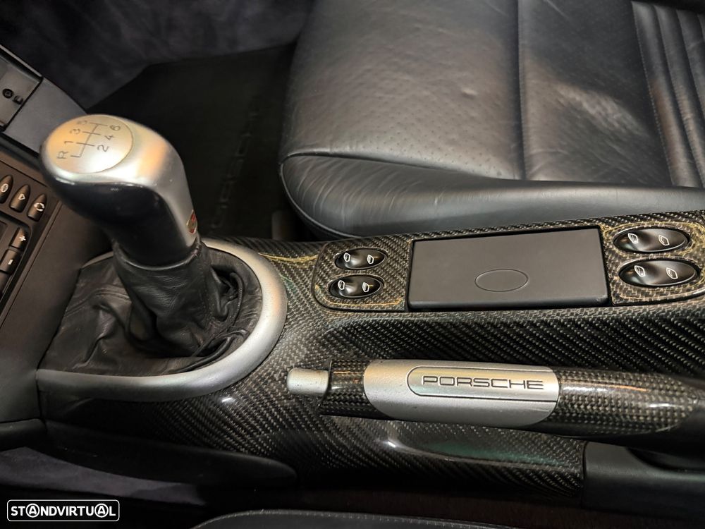 Porsche 911 (996) Carrera 40 Anos - 38