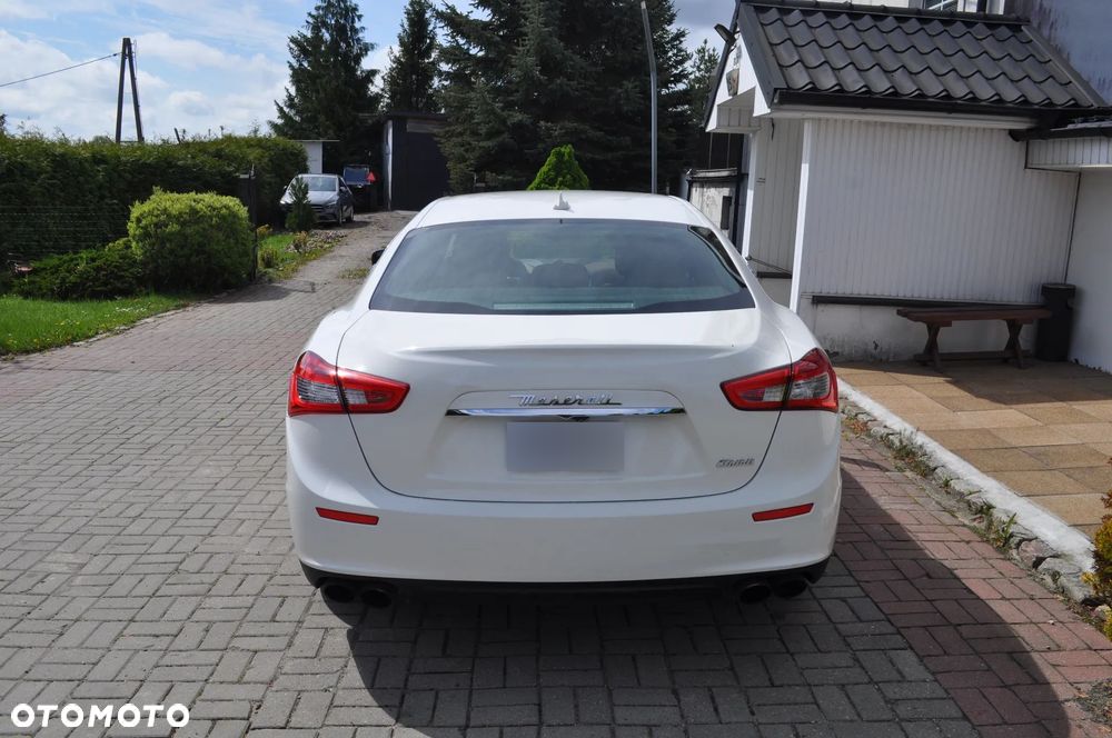 Maserati Ghibli S - 7