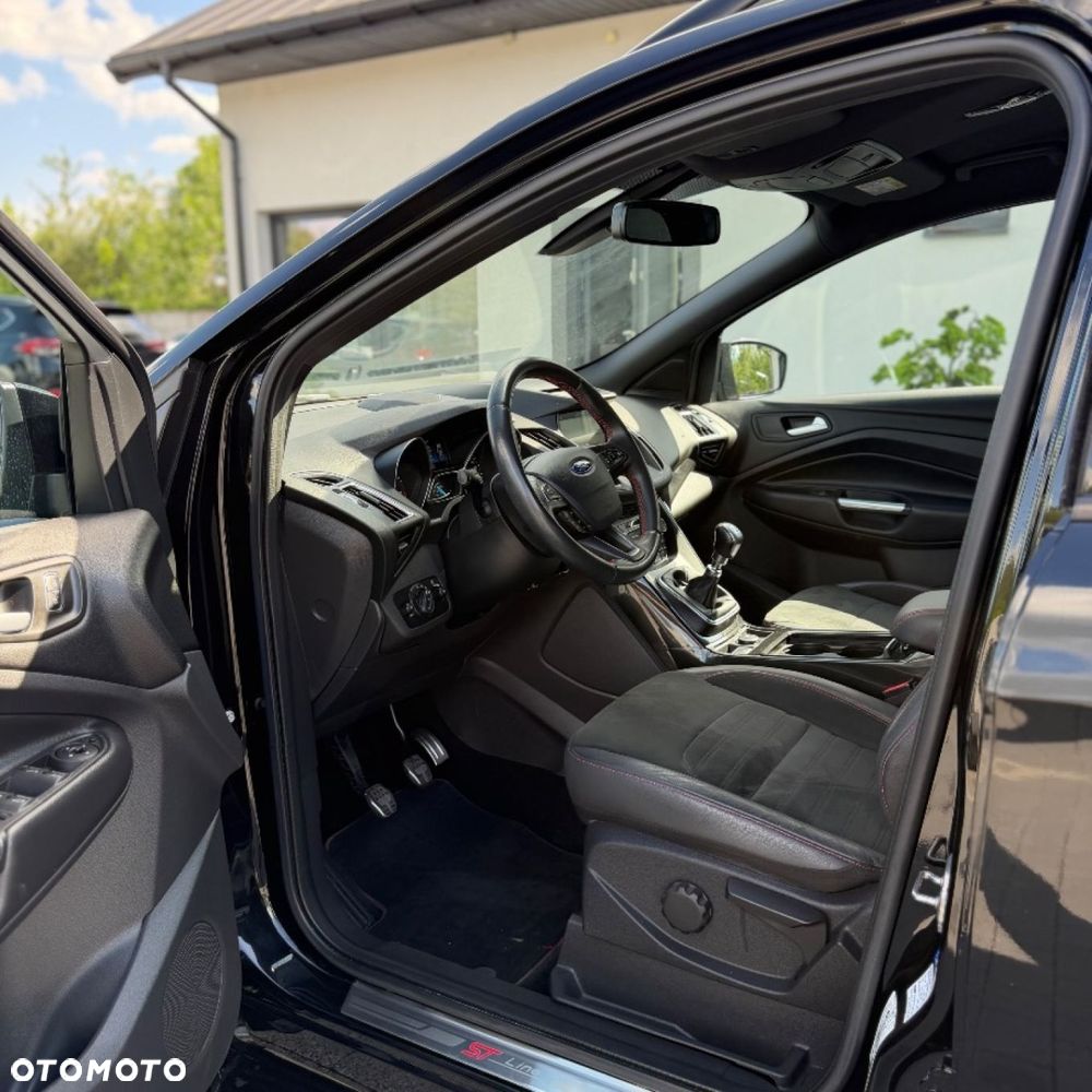 Ford Kuga - 17