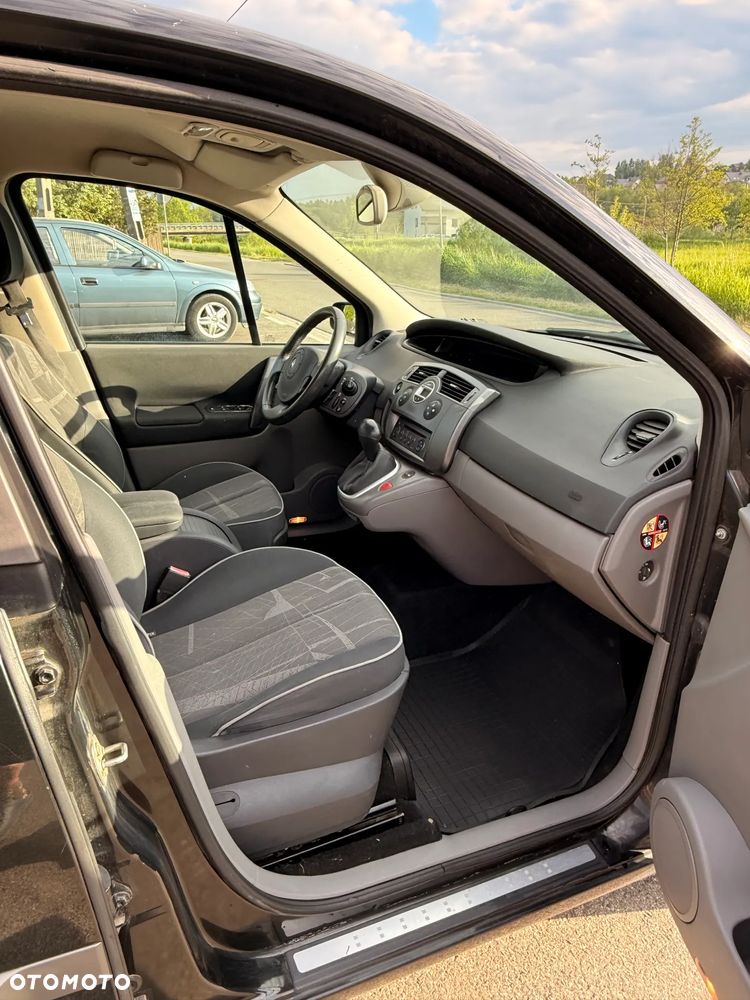 Renault Scenic 2.0 16V Avantage - 16