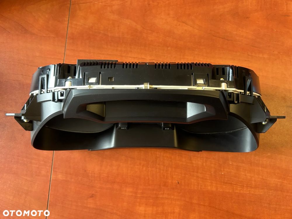 LICZNIK ZEGARY AUDI A4 B8 8K0920930N - 2