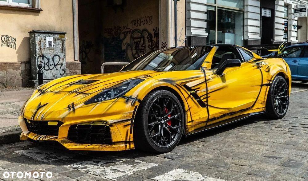 Chevrolet Corvette - 2