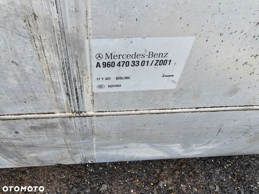 Actros mp4 mp5 zbiornik paliwa A9604703301/Z001 820/90l - 4