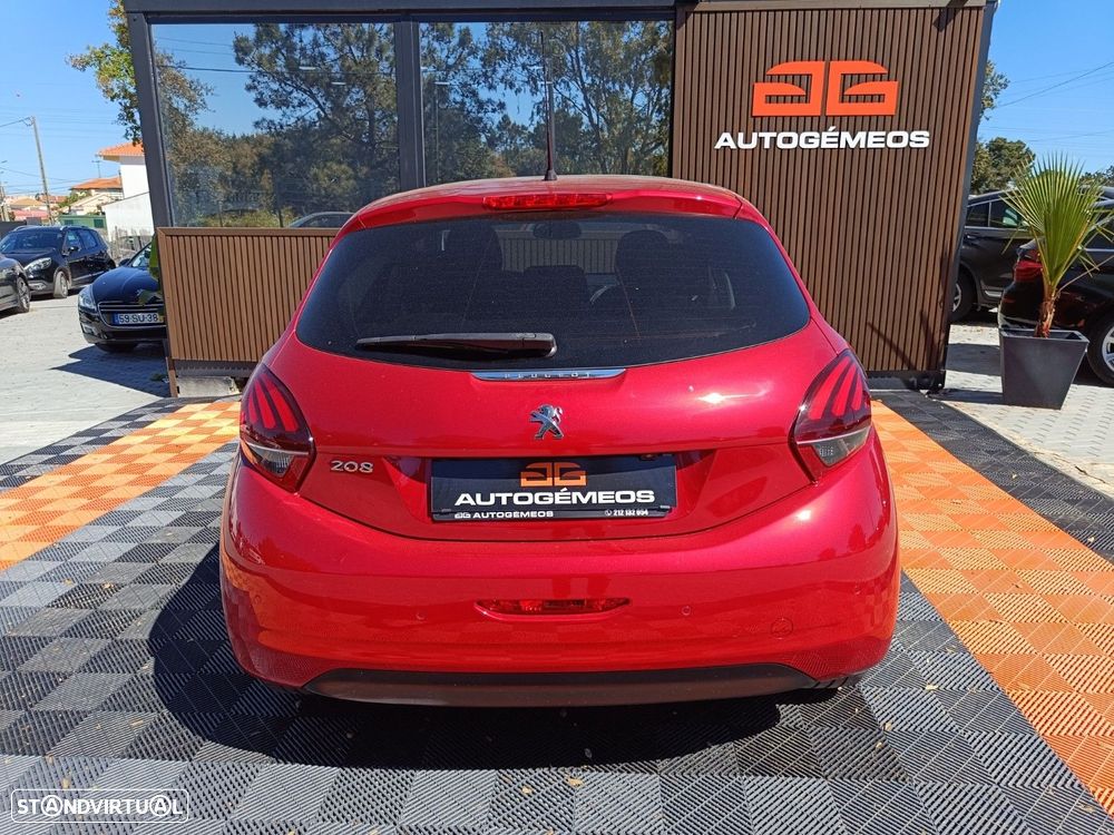 Peugeot 208 1.2 VTi SE Style - 8