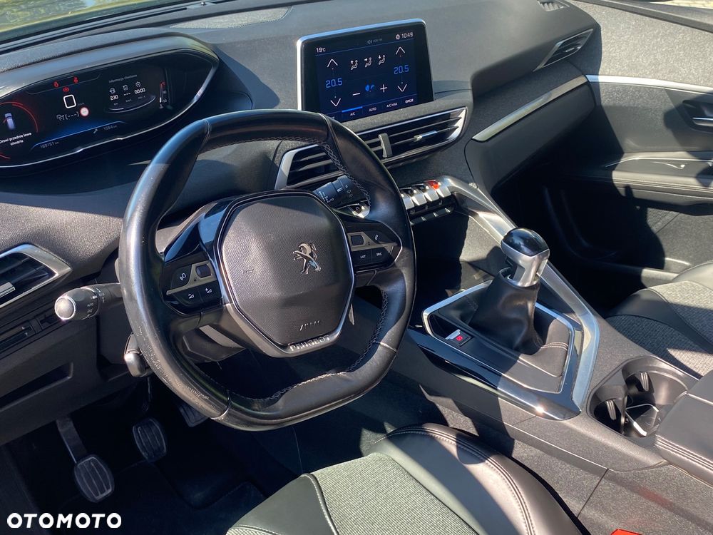 Peugeot 3008 1.5 BlueHDi Allure S&S - 19