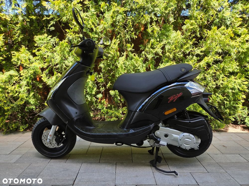 Piaggio ZIP - 5