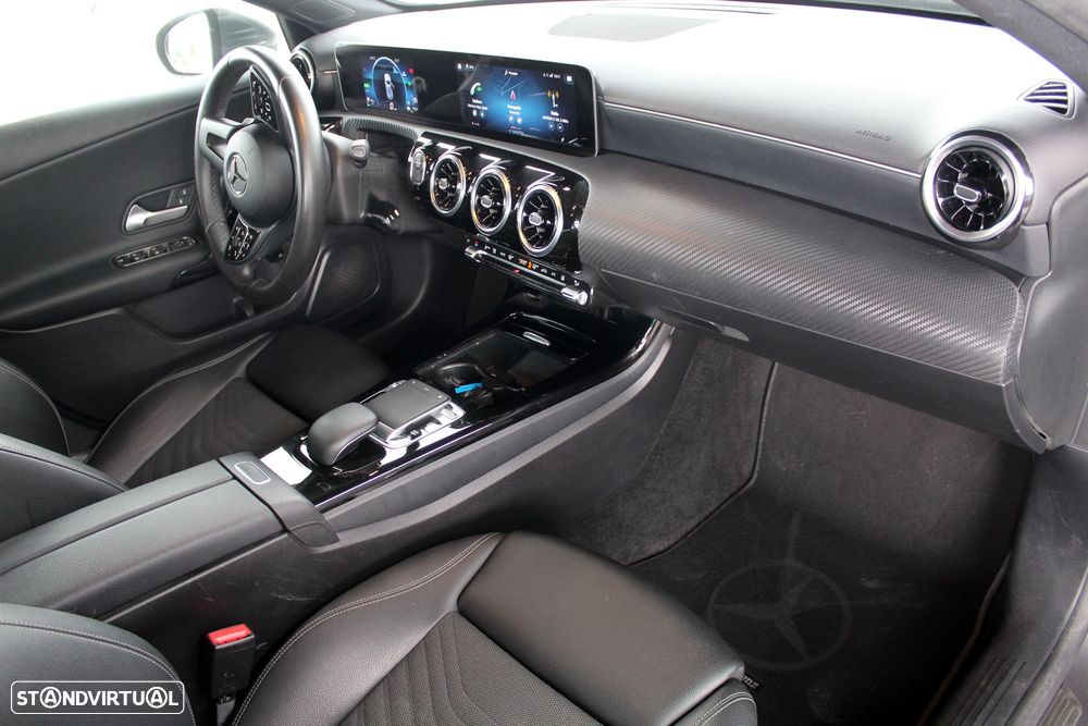 Mercedes-Benz A 250 - 23