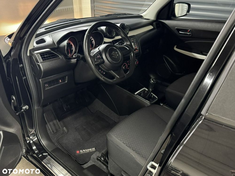 Suzuki Swift - 11