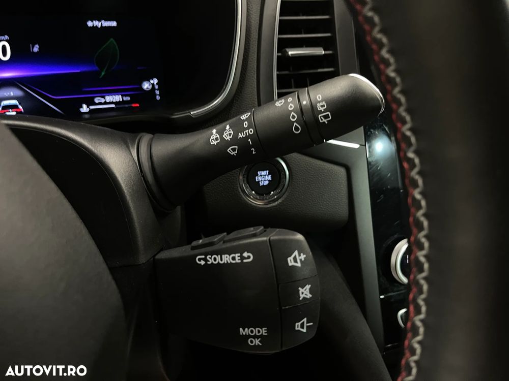 Renault Megane TCe 160 GPF EDC RS Line - 24