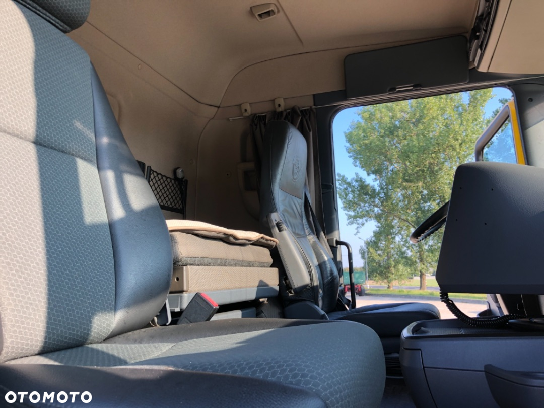 Scania R440 6x2  E-5. BDF - 8