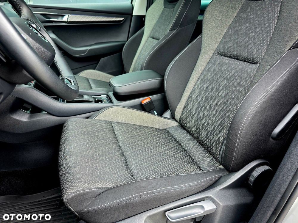 Skoda Karoq 1.5 TSI ACT 4x2 Style DSG - 25