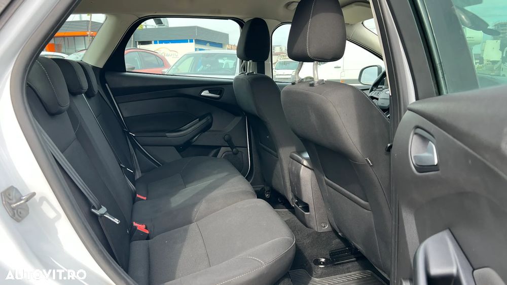 Ford Focus 1.0 EcoBoost Start-Stopp-System Business Edition - 8