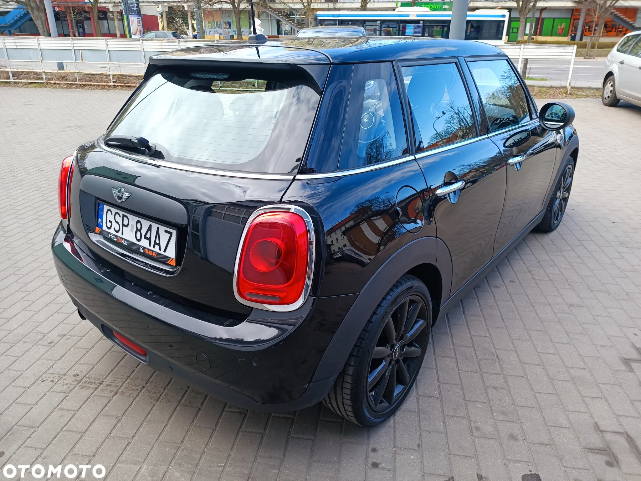 MINI ONE First - 7