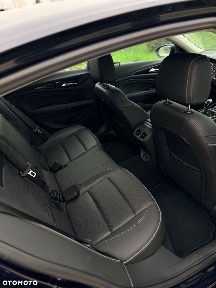 Opel Insignia 2.0 Ultimate Exclusive - 28