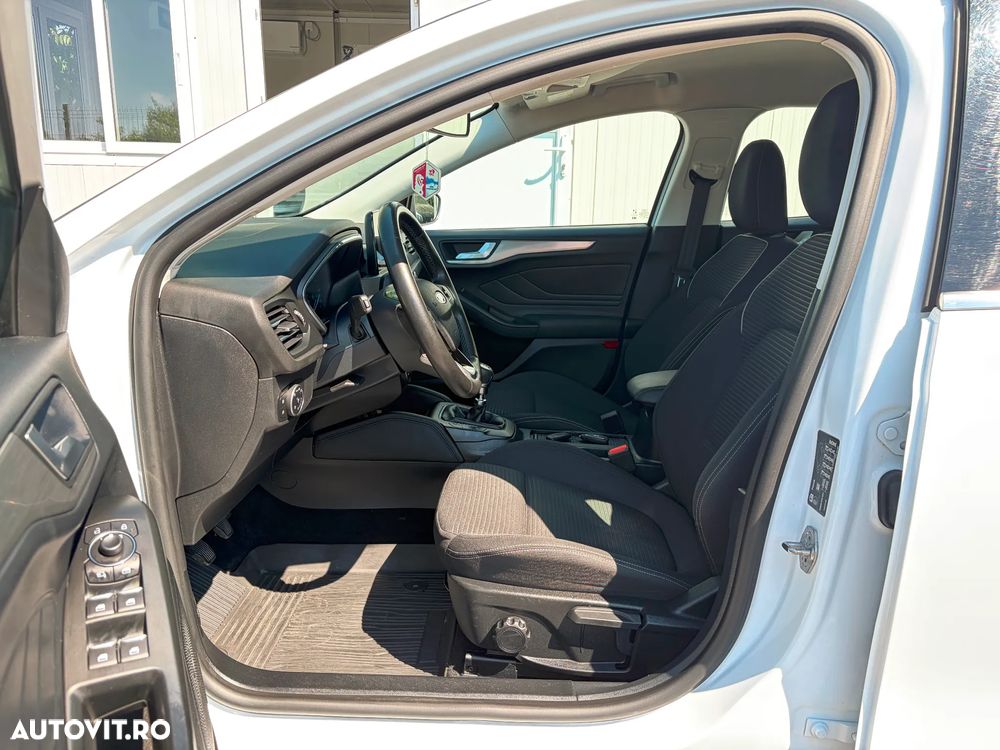 Ford Focus 1.5 EcoBlue Titanium X - 12