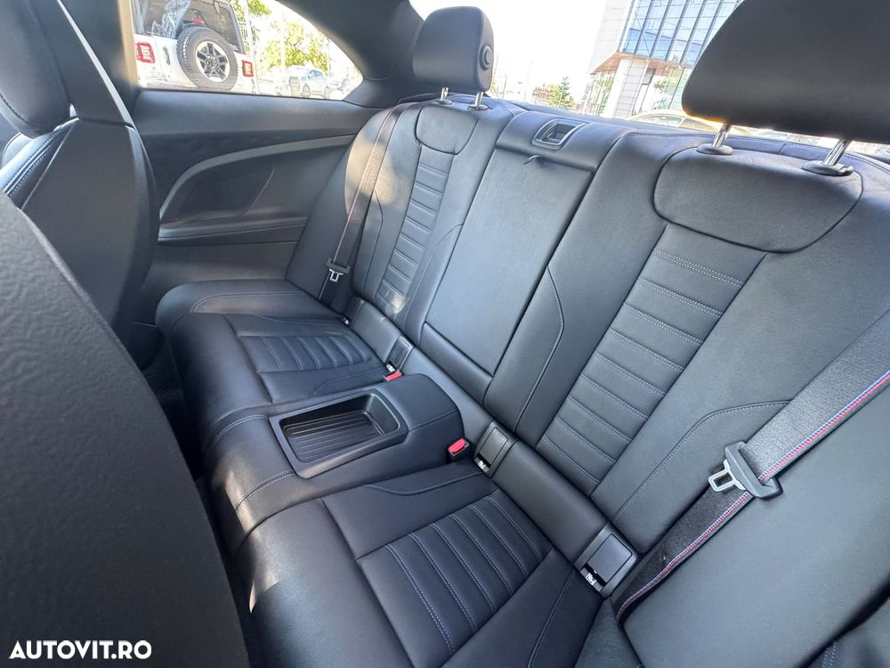 BMW Seria 2 220d Aut. M Sport - 20