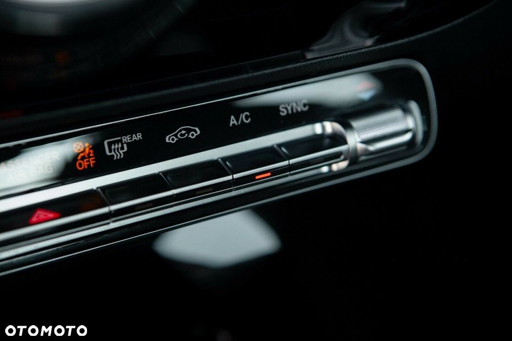 Mercedes-Benz CLA 200 mHEV 7G-DCT - 28