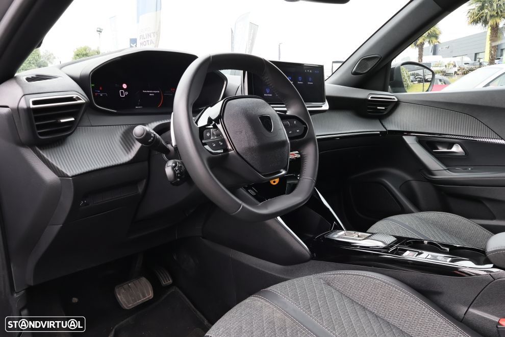 Peugeot 2008 1.2 Hybrid Allure e-DCS6 - 14
