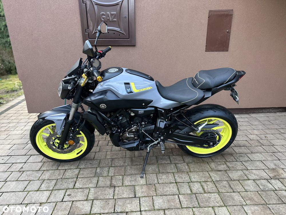 Yamaha MT - 14