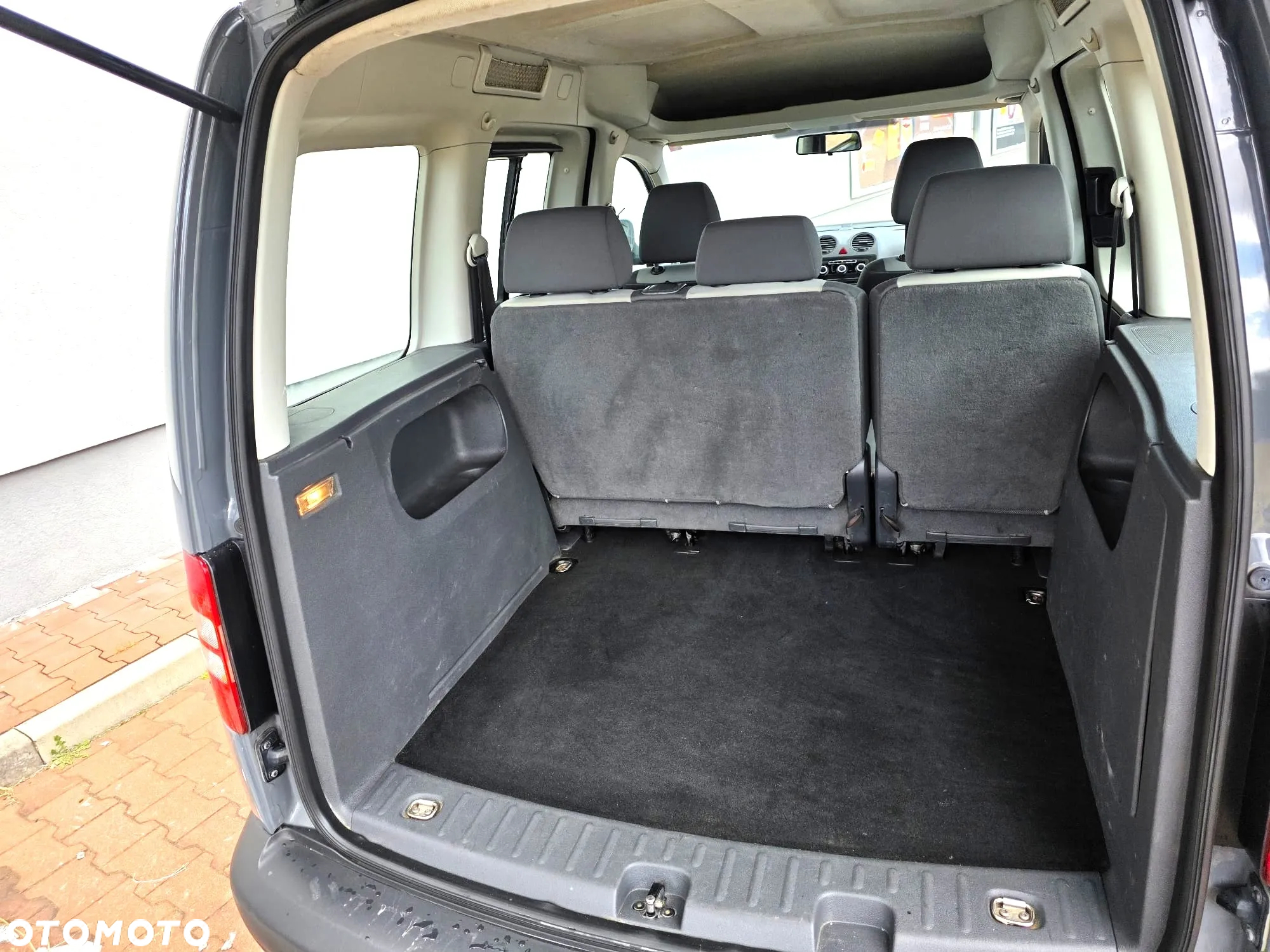 Volkswagen Caddy 1.6 TDI Comfortline - 13