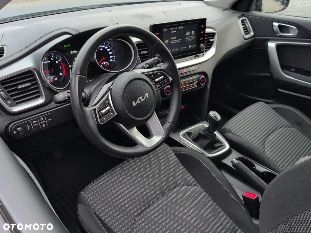 Kia XCeed 1.5 T-GDI M - 9