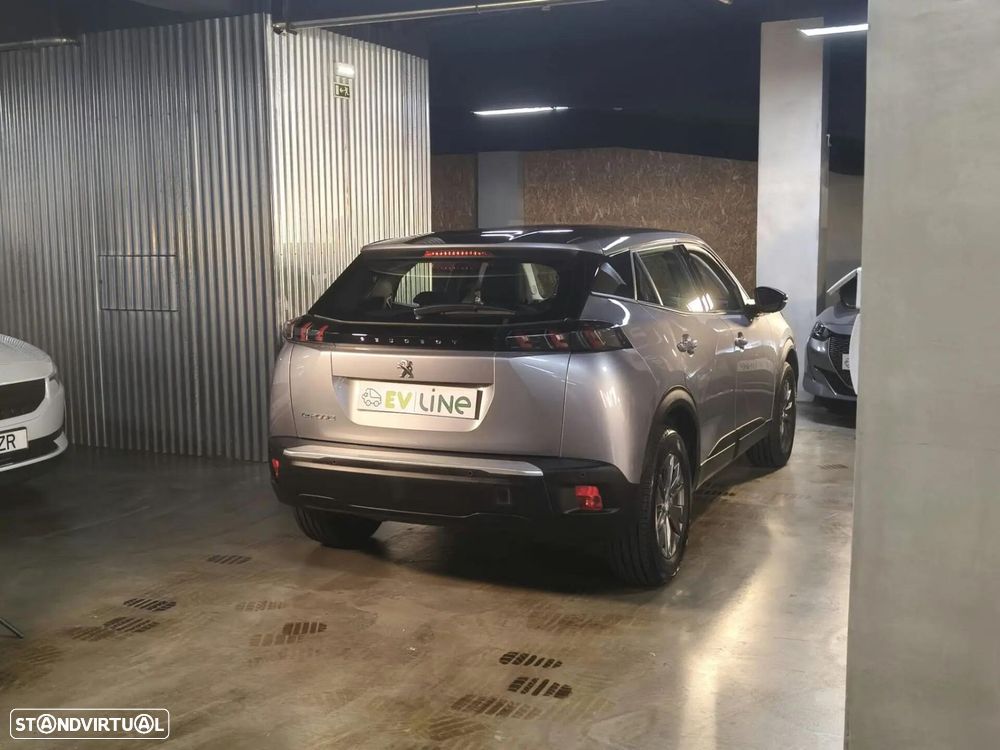 Peugeot e-2008 50 kWh Active Pack - 11
