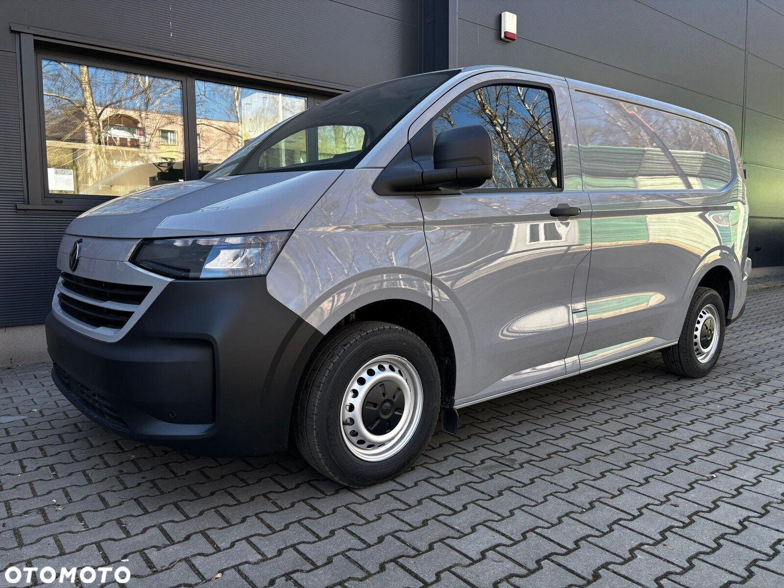 Volkswagen Transporter 2.0 TDI 150 KM 8-b automat. L1 - 23