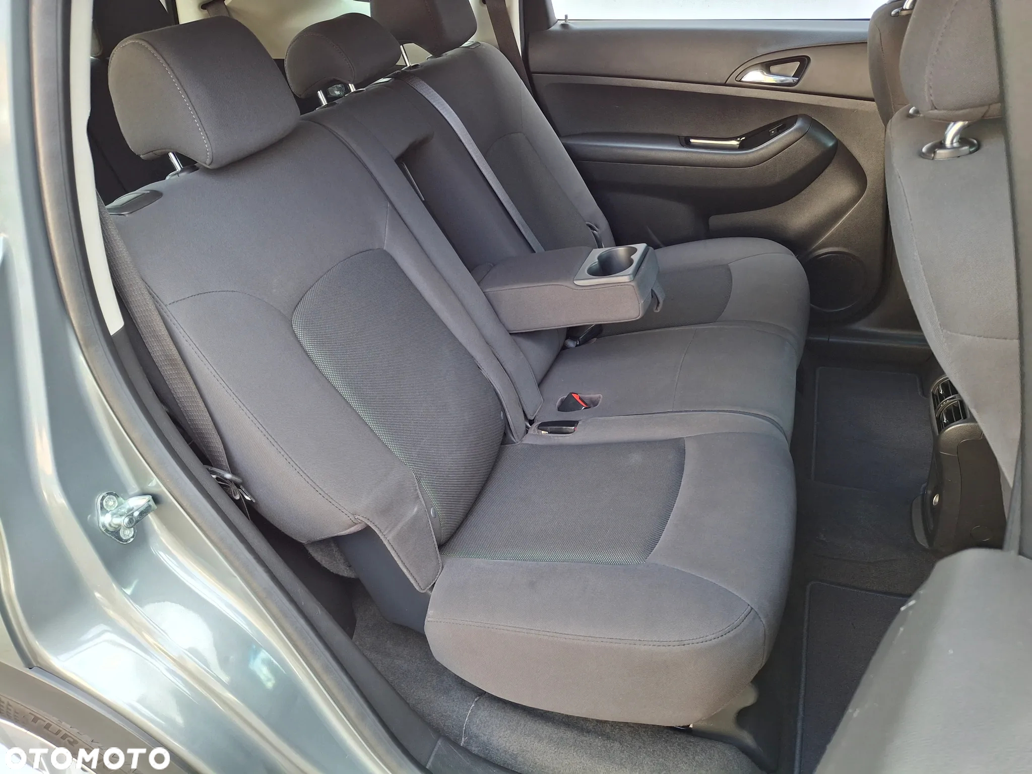 Chevrolet Orlando - 37