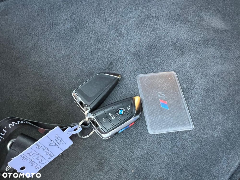 BMW M4 Competition M xDrive - 21