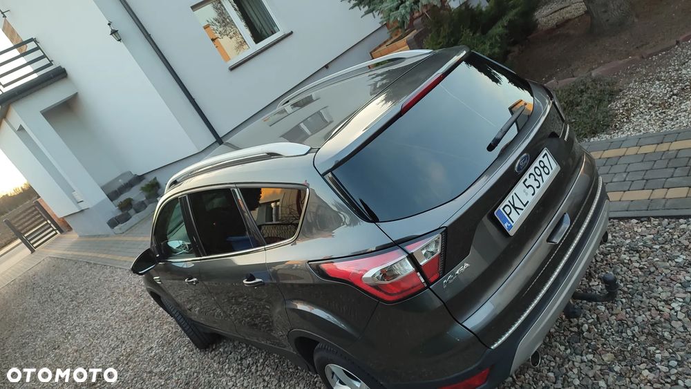 Ford Kuga 1.5 TDCi 2x4 Titanium - 8