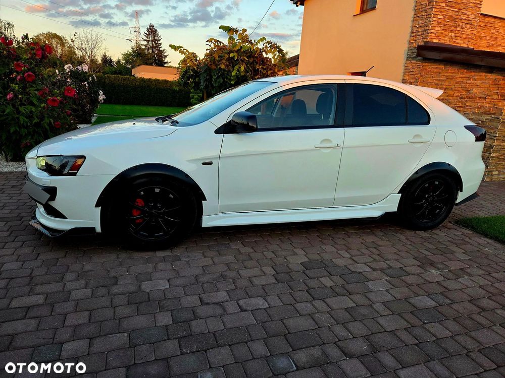 Mitsubishi Lancer - 12