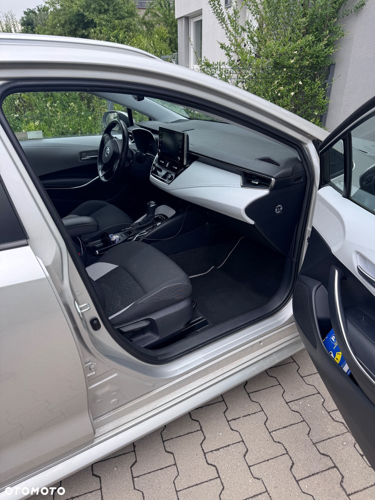 Toyota Corolla 2.0 Hybrid Comfort - 9