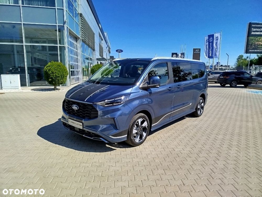 Ford Tourneo Custom - 2