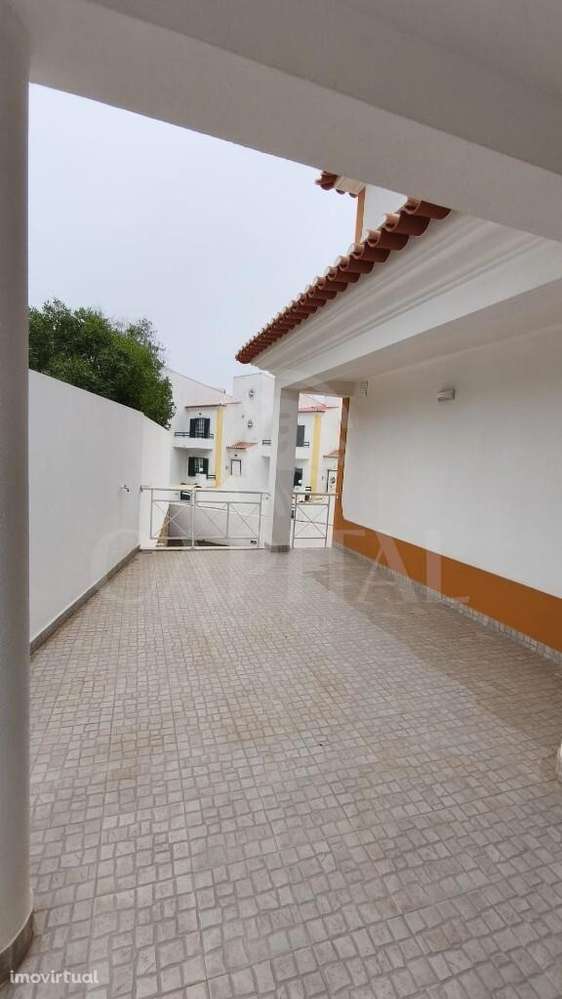 Moradia V3 na Ericeira Centro com vista mar, terraço e garagem - Grande imagem: 5/46