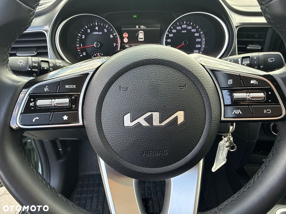 Kia Ceed 1.5 T-GDI M - 21