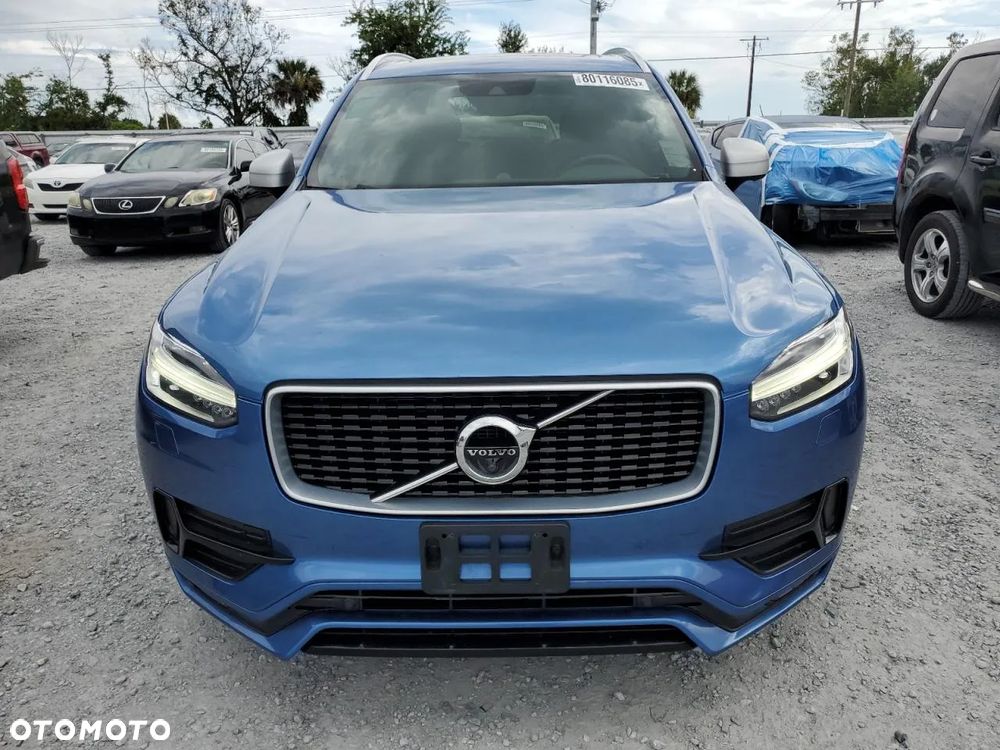 Volvo XC 90 - 5