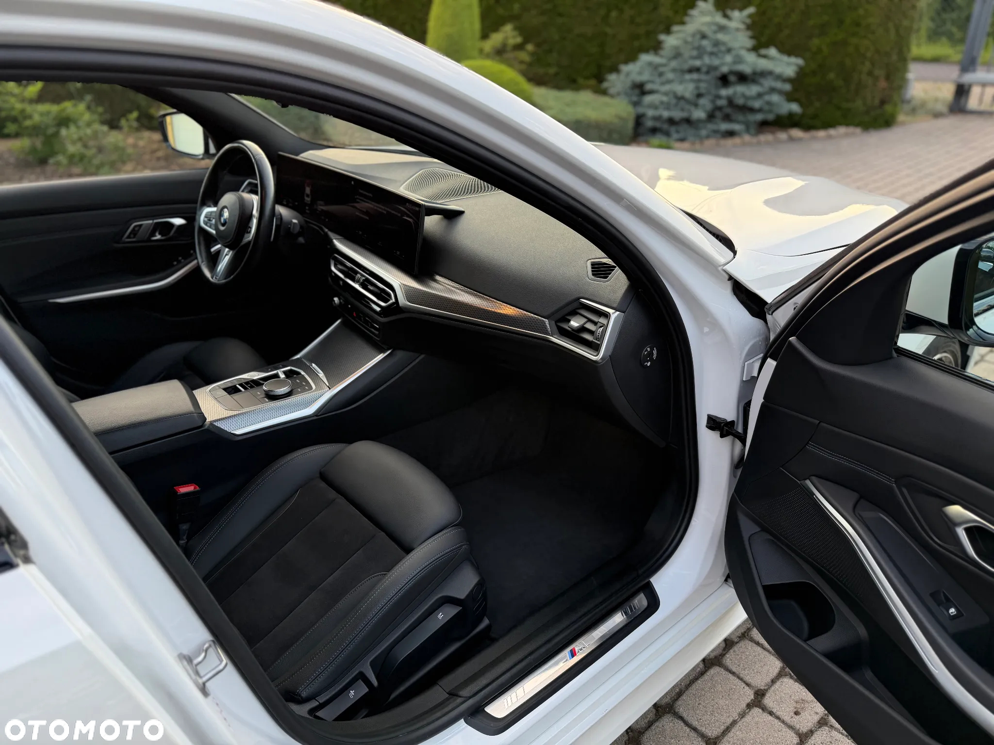 BMW Seria 3 320d xDrive M Sport sport - 12