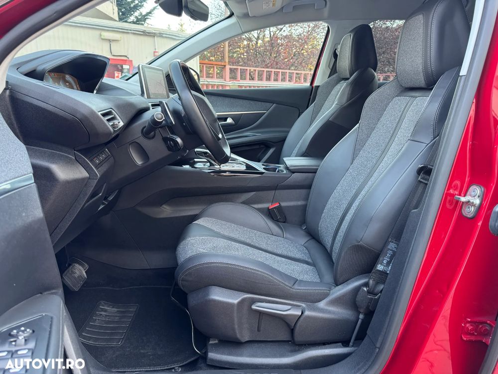 Peugeot 3008 Plug-In Hybrid 225 e-EAT8 Allure Pack - 18