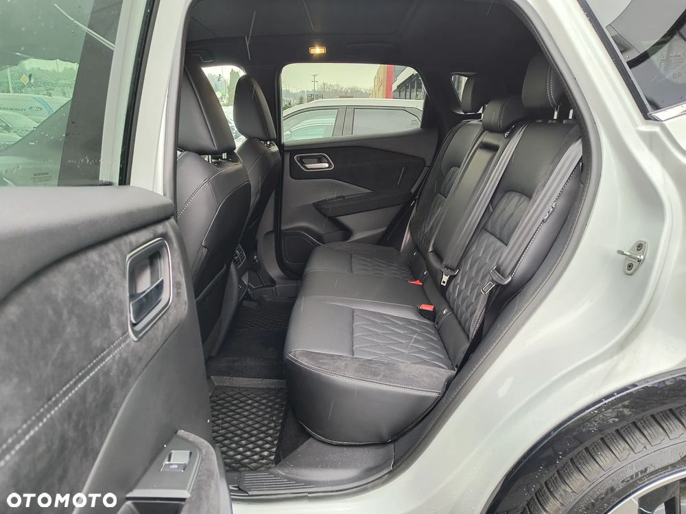 Nissan Qashqai 1.3 DIG-T MHEV Tekna+ Xtronic - 10