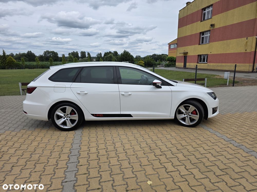 Seat Leon Sportstourer 2.0 TDI DPF DSG FR - 5