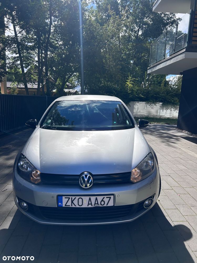 Volkswagen Golf - 1