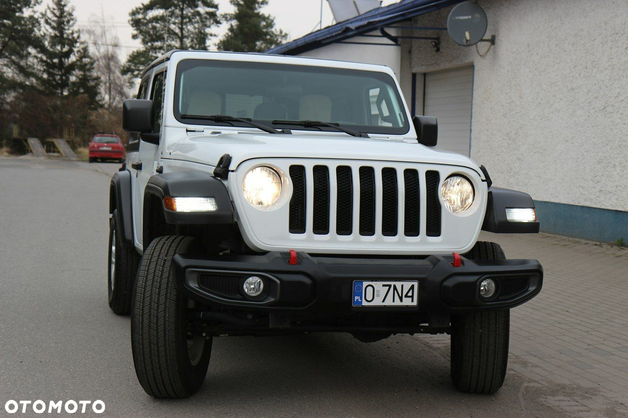 Jeep Wrangler - 2