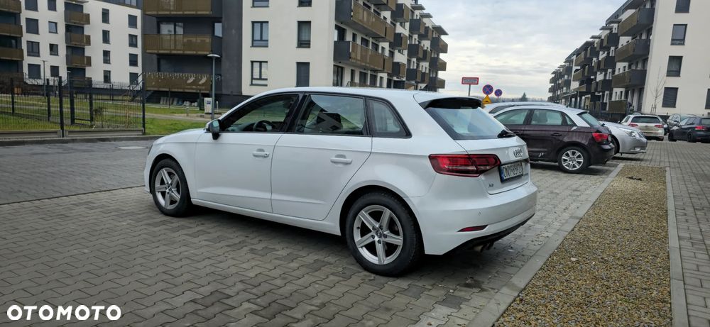 Audi A3 Sportback 1.5 TFSI S tronic - 9