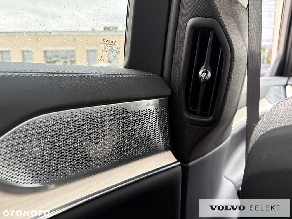 Volvo EX90 - 26