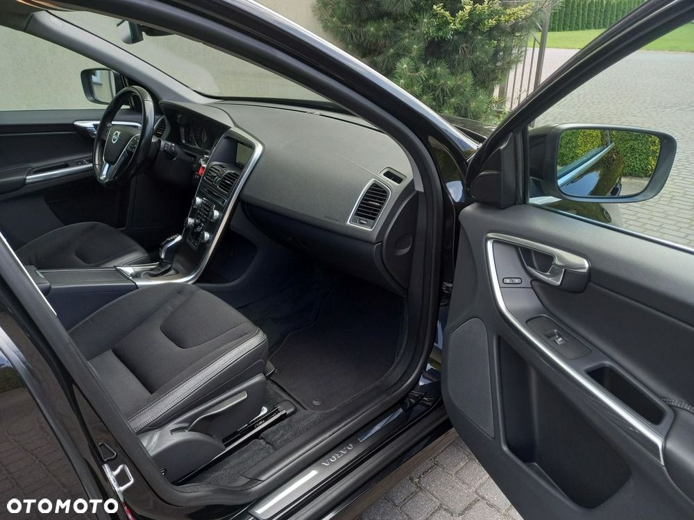 Volvo XC 60 D4 Geartronic Summum - 23