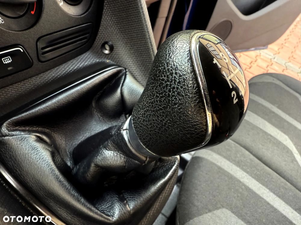 Ford TRANSIT CONNECT - 20